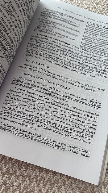  Beden Kemal gözler anayasa hukukuna giriş