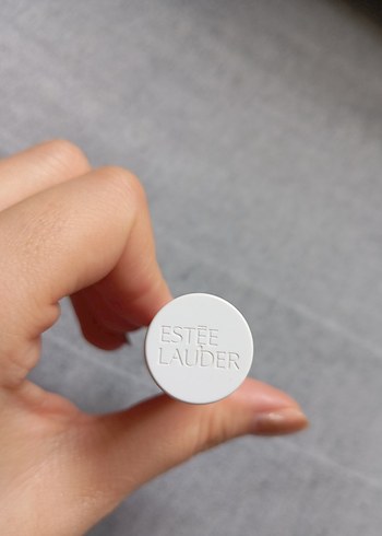  Beden Estee Lauder Ruj