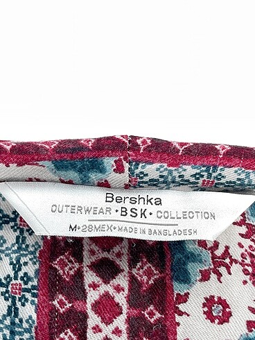 m Beden çeşitli Renk Bershka Hırka %70 İndirimli.
