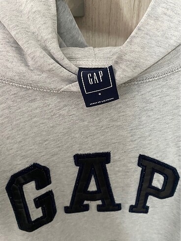 s Beden Gap sweatshirt