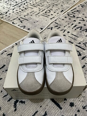 26 Beden Adidas vl court 3.0 ayakkabı