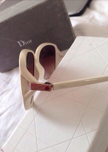 Dior Dior Beyaz Klasik Kadın Güneş Gözlüğü