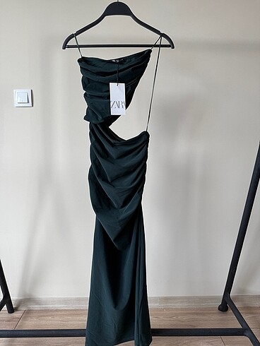 s Beden yeşil Renk Zara tek omuz drape elbise