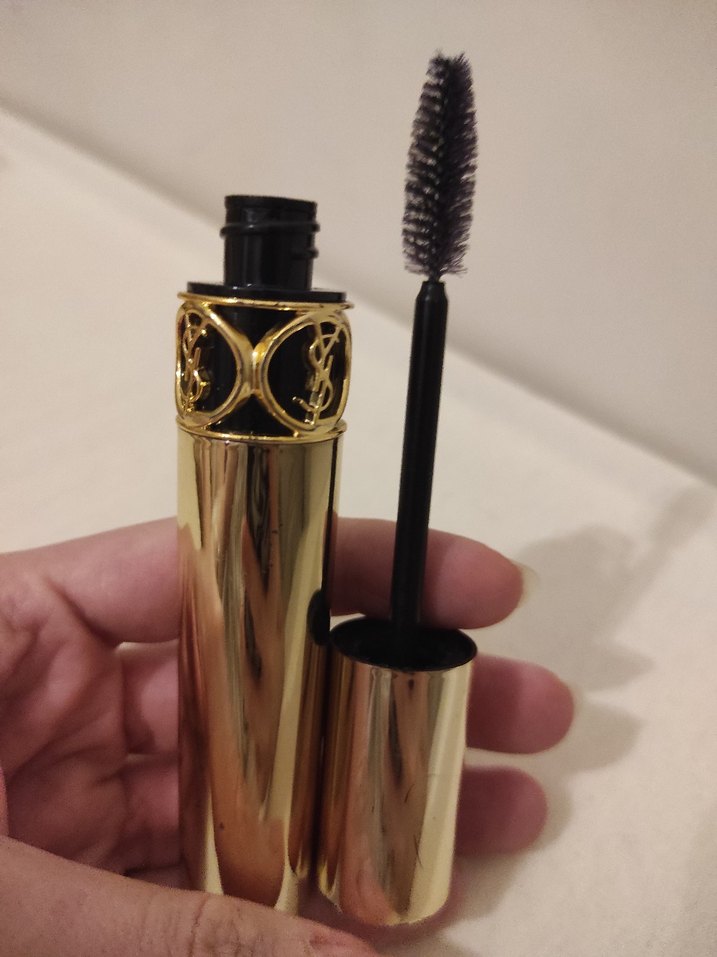 Yves Saint Laurent Boş Maskara Tüpü - Görsel 4