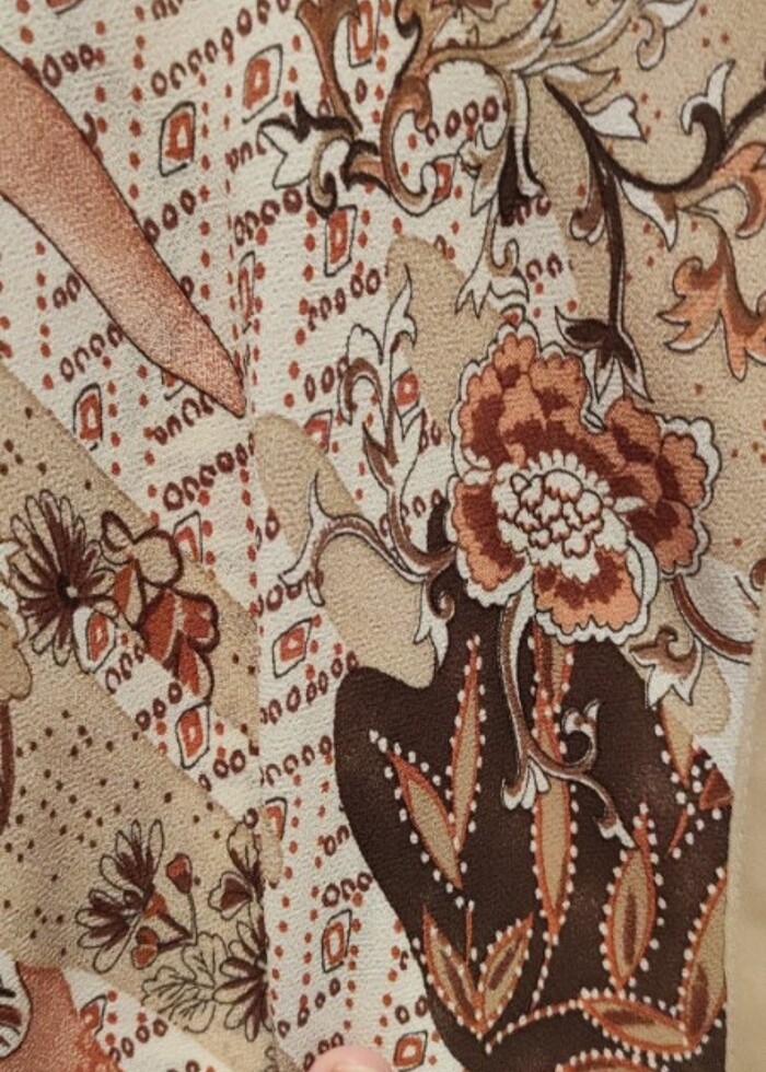 Şifon yırtmaçlı ve sırt dekolteli elbise - Görsel 5