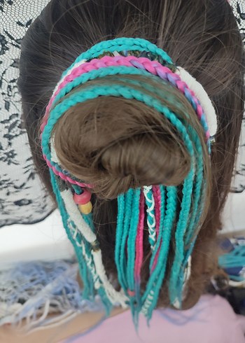 Renkli Püsküllü Bohem Örgülü Saç Aksesuarı - Görsel 2