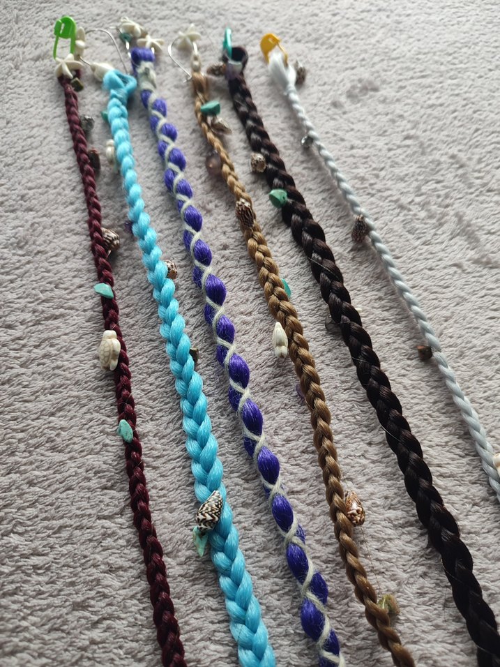 Boncuklu Renkli Örgü Saç Küpeleri - Görsel 3