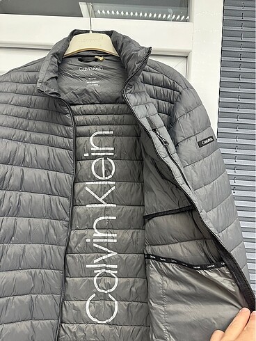 Calvin Klein mont