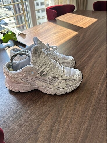 Adidas ayakkabı