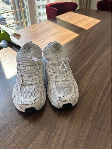 42 Beden Adidas ayakkabı
