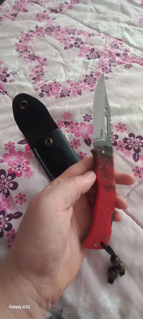 Kırmızı Katlanır Bıçak ve Kılıfı n690 - Görsel 3
