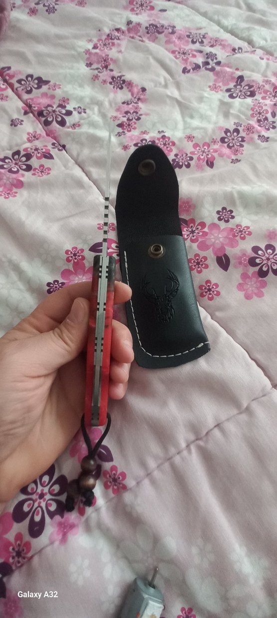 Kırmızı Katlanır Bıçak ve Kılıfı n690 - Görsel 4