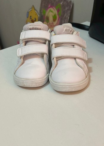 Kız Çocuk Beyaz Adidas Spor Ayakkabı 21 numara