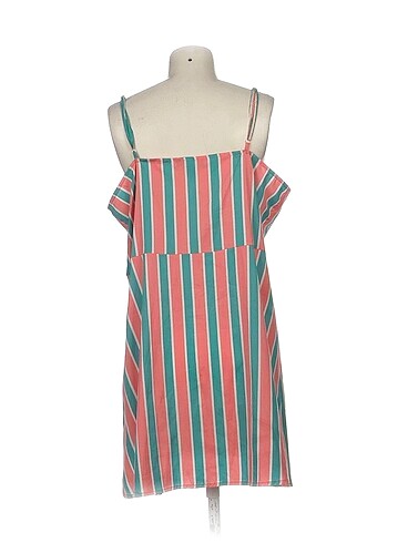 xl Beden Primark Kısa Elbise %70 İndirimli.