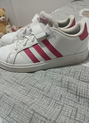 Adidas kız çocuk prjinal