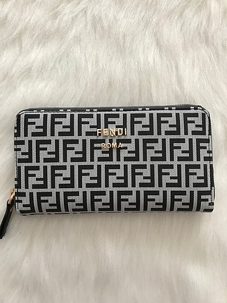 Fendi cüzdan