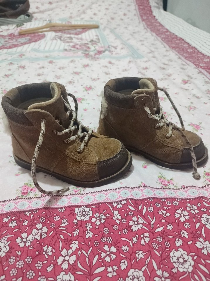 UGG çocuk bot - Görsel 2