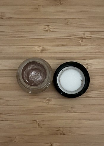 Kiko KİKO 04 LONG LASTING EYE SHADOW