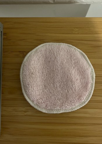 Garnier Yuvarlak Beyaz Peluş Maske Silme Pamuğu - Görsel 2