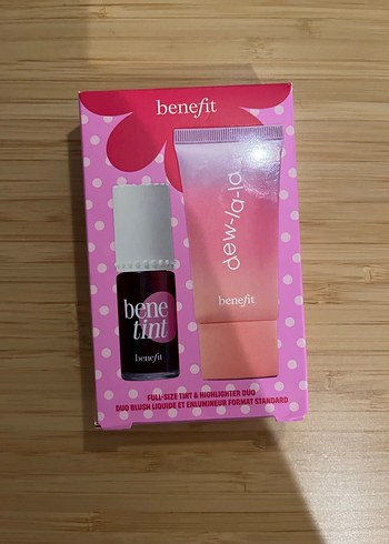 Benefit Luna likit aydınlatıcı - Görsel 5
