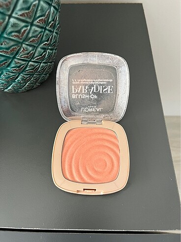  Beden Loreal life is a peach allık