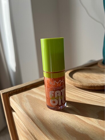 Nyx fat oil