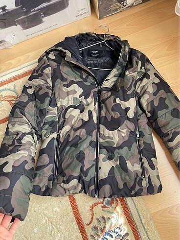 ORİJİNAL BERSHKA KAMUFLAJ MONT