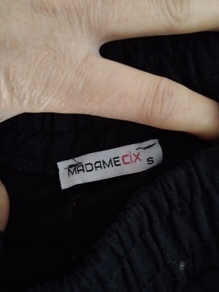 Desenli Siyah  Şort - Görsel 4