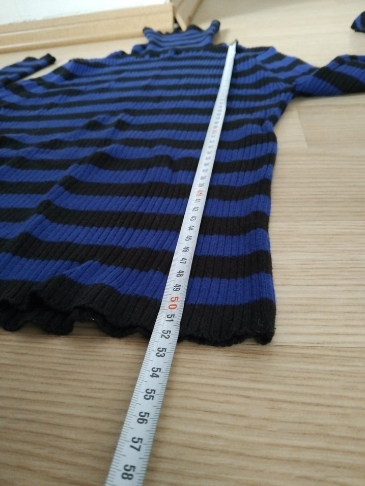 Çizgili Mavi Boğazlı Triko Kazak - Görsel 4