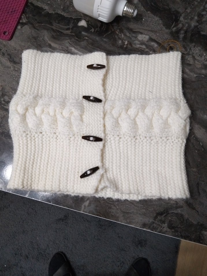 Kadın Örgü krem boyunluk - Görsel 3