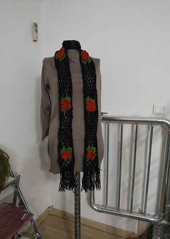 Siyah Çiçekli Örgü Bohem Kadın Atkı - Görsel 6