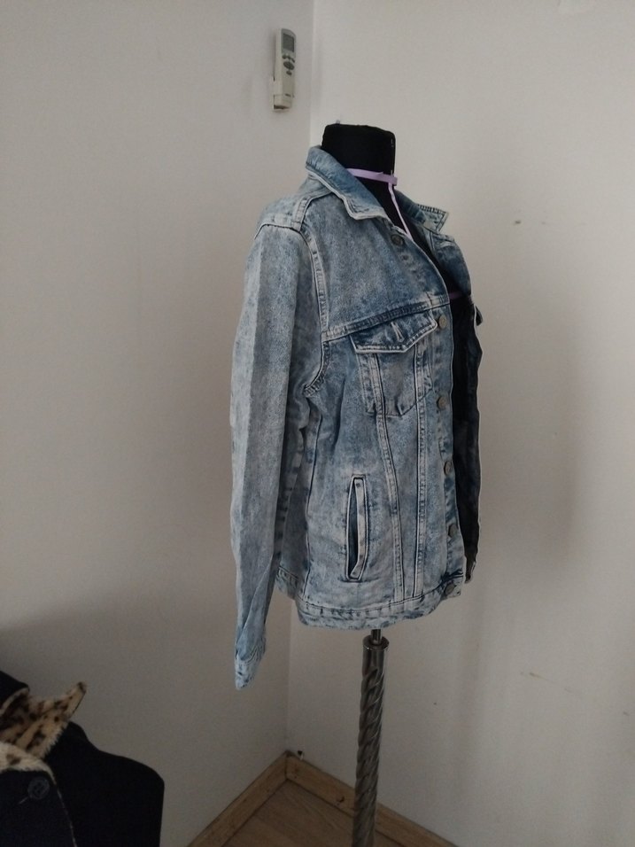 Düğmeli Bol Kesim Mavi Denim Ceket - Görsel 2
