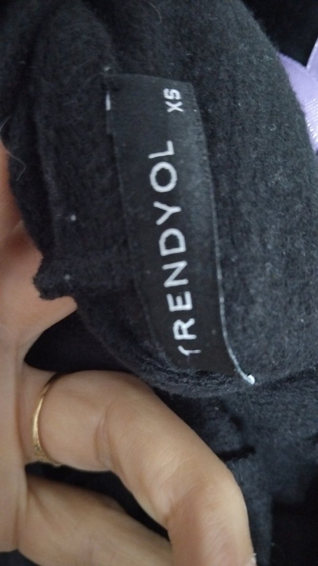 Kemer Detaylı Siyah Goth Kadın Sweatshirt - Görsel 5