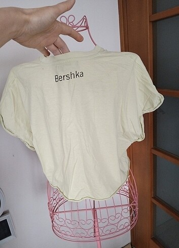 s Beden çeşitli Renk Bershka marka tişört 