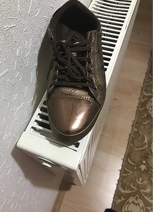 38 Beden altın Renk Pierre cardin 