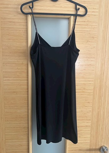 H&M Siyah V Yaka İnce Taşlı Askılı Mini Elbise - Görsel 2
