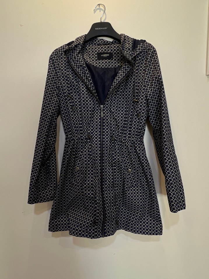 Lcw Desenli Lacivert Midi Yağmurluk - Görsel 2