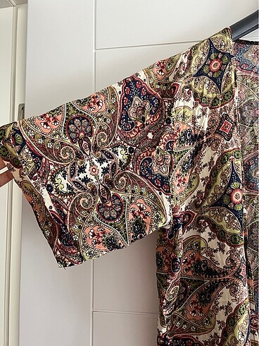 Püsküllü Pareo yelek - Görsel 5