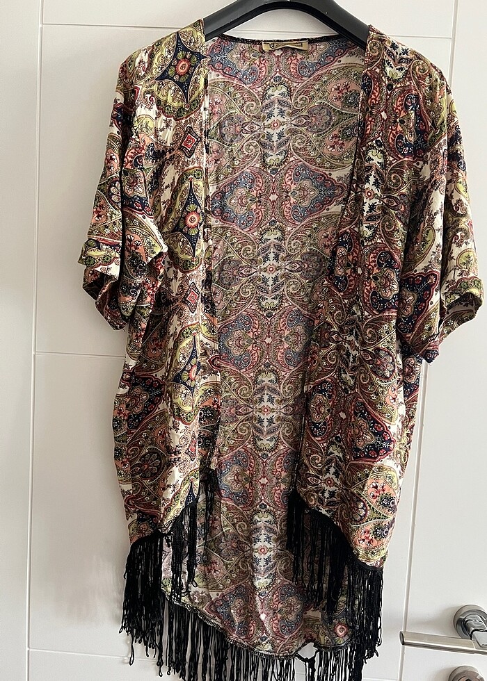 Püsküllü Pareo yelek - Görsel 3