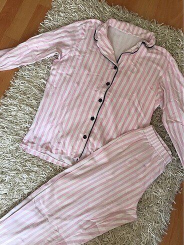 Diğer Pijama takımı