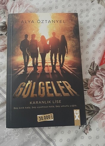 Gölgeler Alya Öztanyel