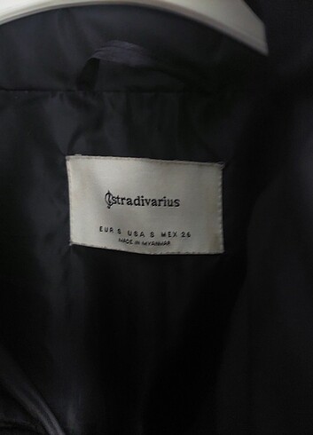 s Beden Stradivarius Mont