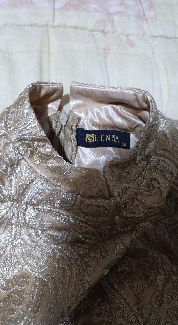 Uzun Mor Saten Kadın Abiye Elbise etek ucunda minik yırtık var - Görsel 5