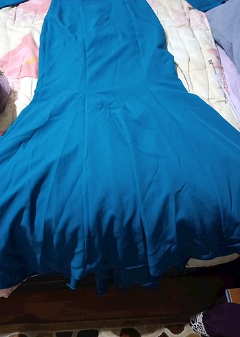 iPetrol yeşili Drapeli Uzun Abiye Elbise arkası kuyruğu var - Görsel 3