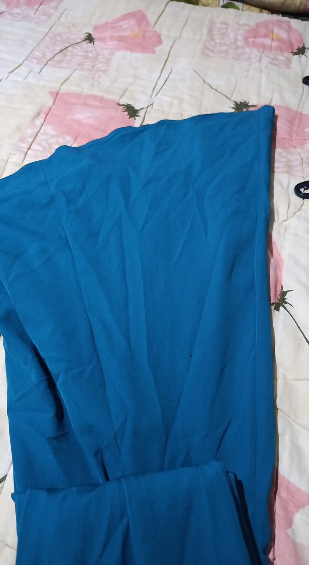 iPetrol yeşili Drapeli Uzun Abiye Elbise arkası kuyruğu var - Görsel 4