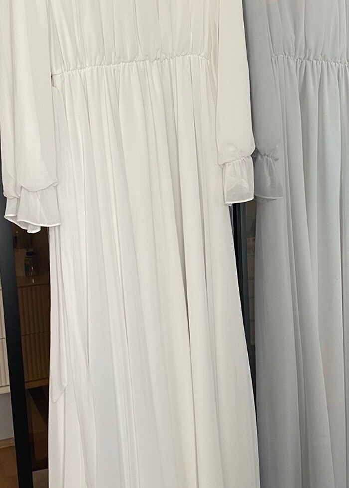 Beyaz tesettür elbise - Görsel 3