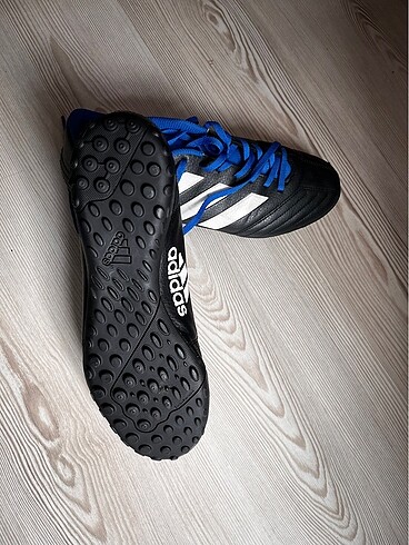 44 Beden siyah Renk Adidas ayakkabı