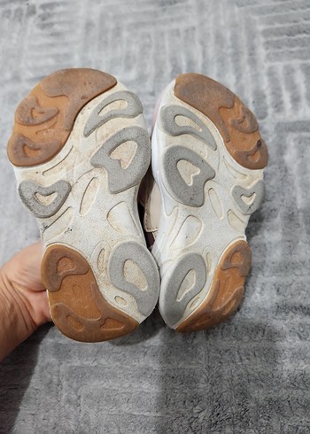 Kız Çocuk Pembe Bağcıklı Spor Ayakkabı - Görsel 4