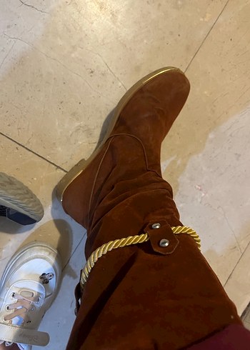 Püsküllü Kahverengi Süet Kadın Bot - Görsel 4