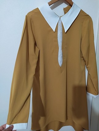 Diğer yakalı tunik